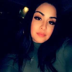 Meet your Posher, Krystal m